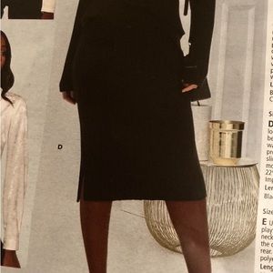 NWOT, CREATION L Black Ribbed Knit Sweater Skirt, size 10